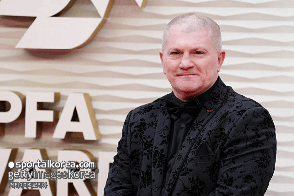 사망 한 달 전 2025 PFA 어워드에 참석한 리키 해튼.