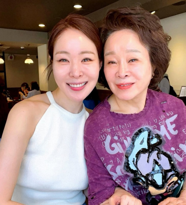 개그우먼 미자와 그의 어머니인 배우 전성애. /사진=미자 인스타그램