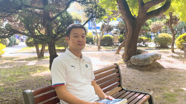 구인혁 교수는 인터뷰에서 청년들에게 실전 경험 남기는 