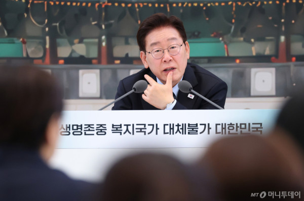 [서울=뉴시스] 조성봉 기자 = 이재명 대통령이 16일 청와대 영빈관에서 열린 